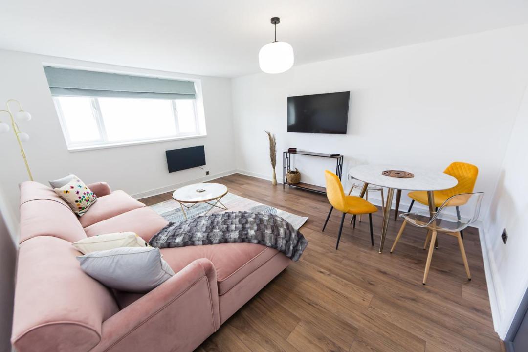 Coastline Villas - Heart Of Redcar 1 & 2 Bed New Apartments, Ideal For Contractors And Holidayers Dış mekan fotoğraf